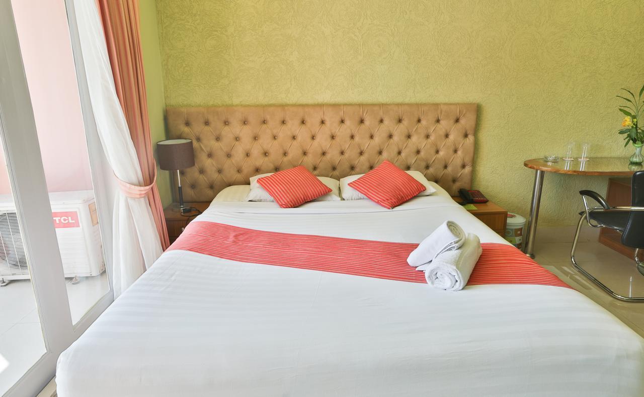 Foy'S Lake Resort Dakhin Kattali Luaran gambar
