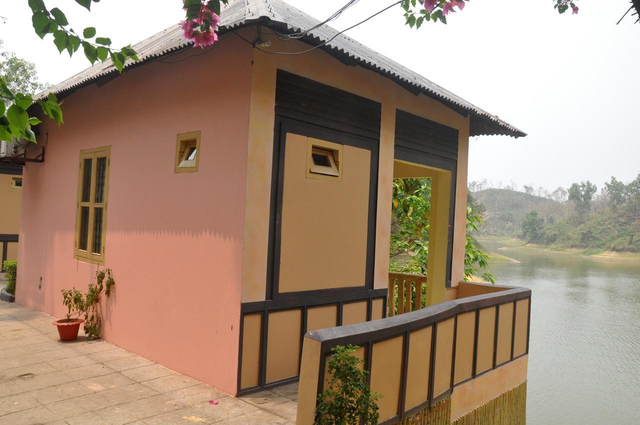 Foy'S Lake Resort Dakhin Kattali Luaran gambar