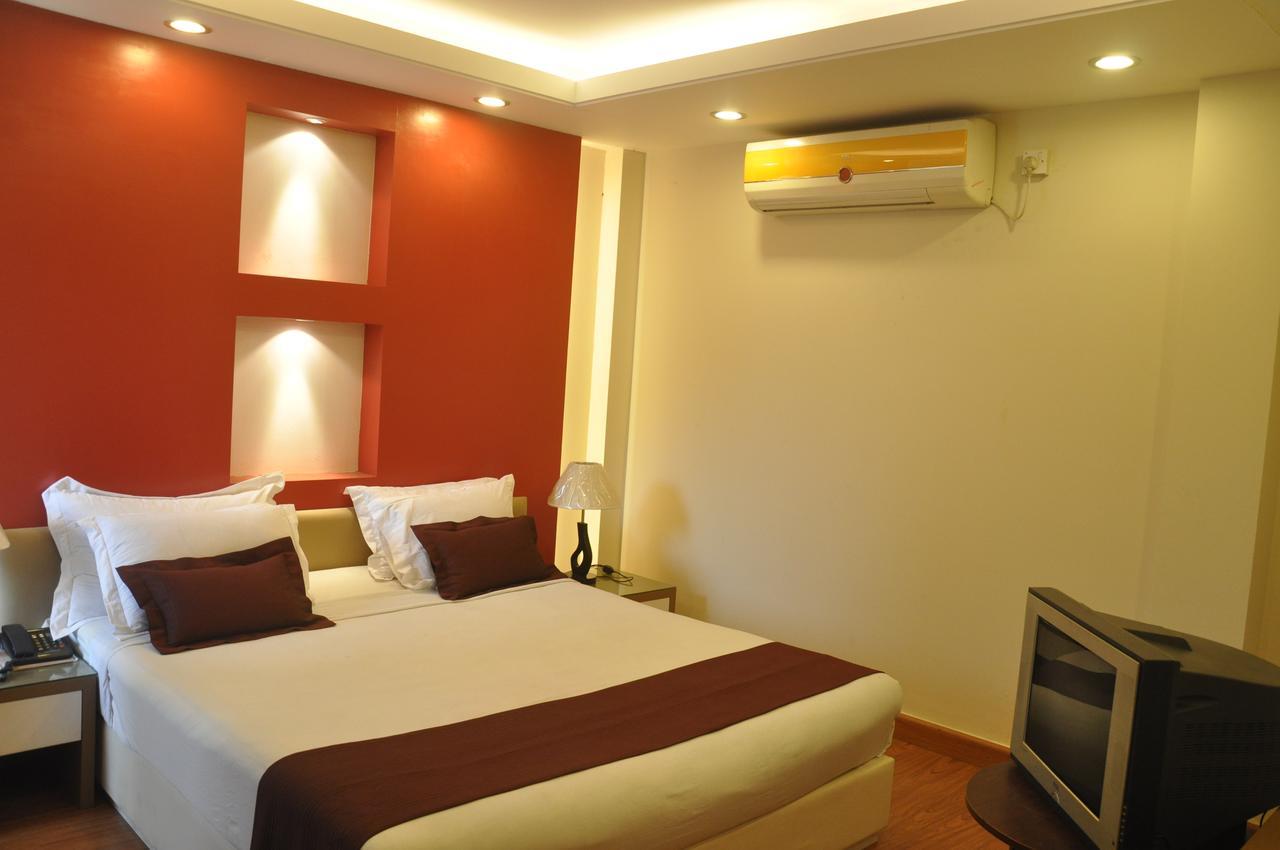 Foy'S Lake Resort Dakhin Kattali Luaran gambar